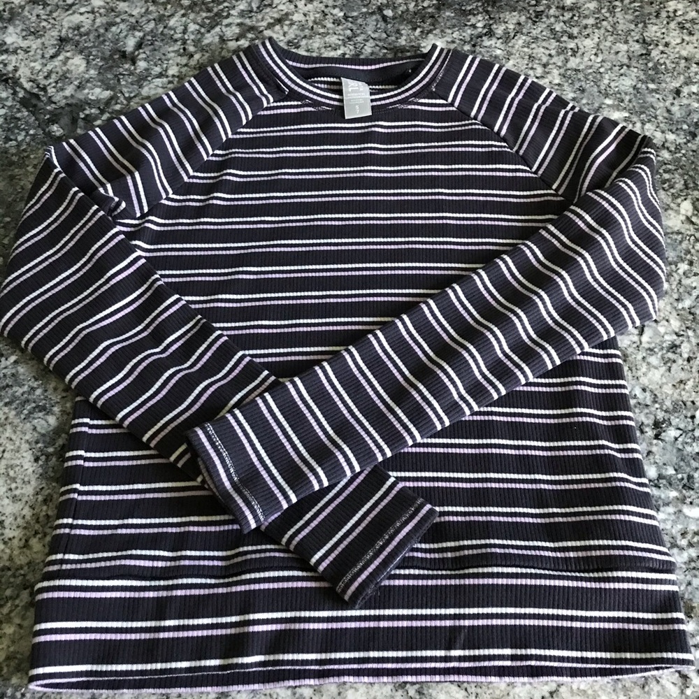 Athleta long sleeved shirt - girls